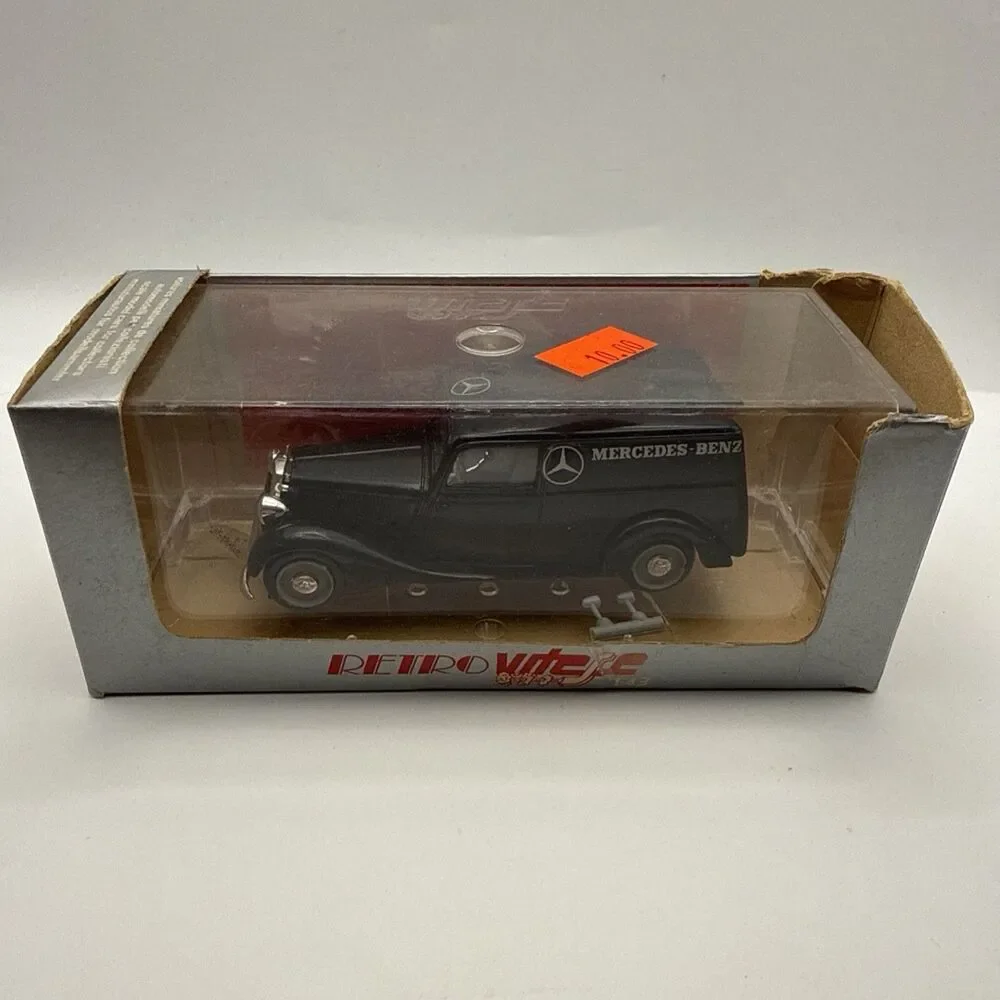 Vitesse Mercedes-Benz 170V (W136) Van 'Mercedes-Benz' 1:43 Black Ref.290